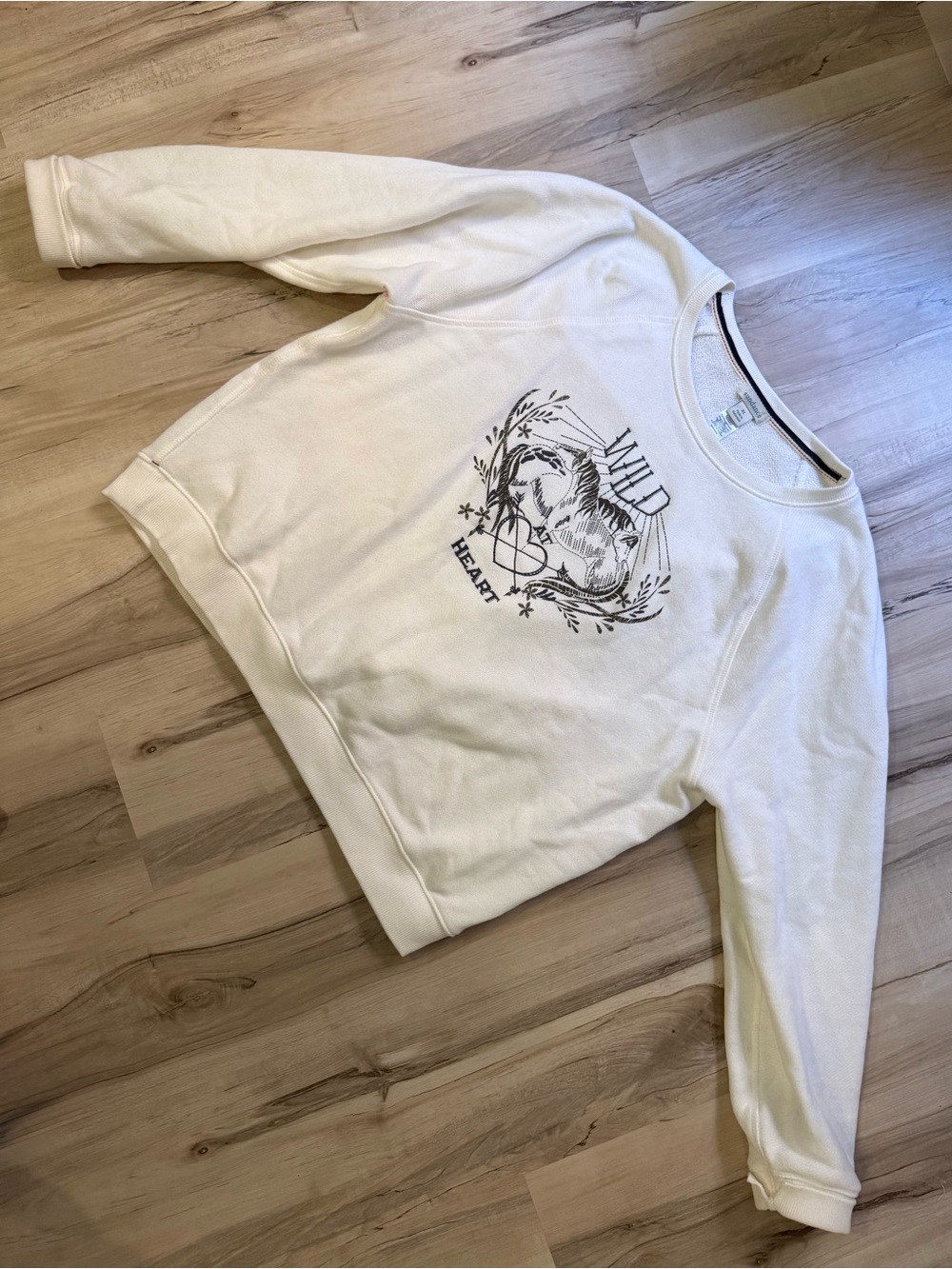 Sundance "Wild Heart" Graphic Sweatshirt size xl